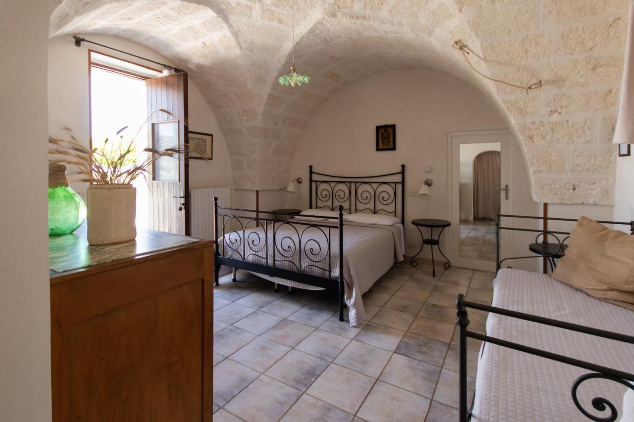 Farm stay Masseria Parco Di Castro Montalbano (Apulia)