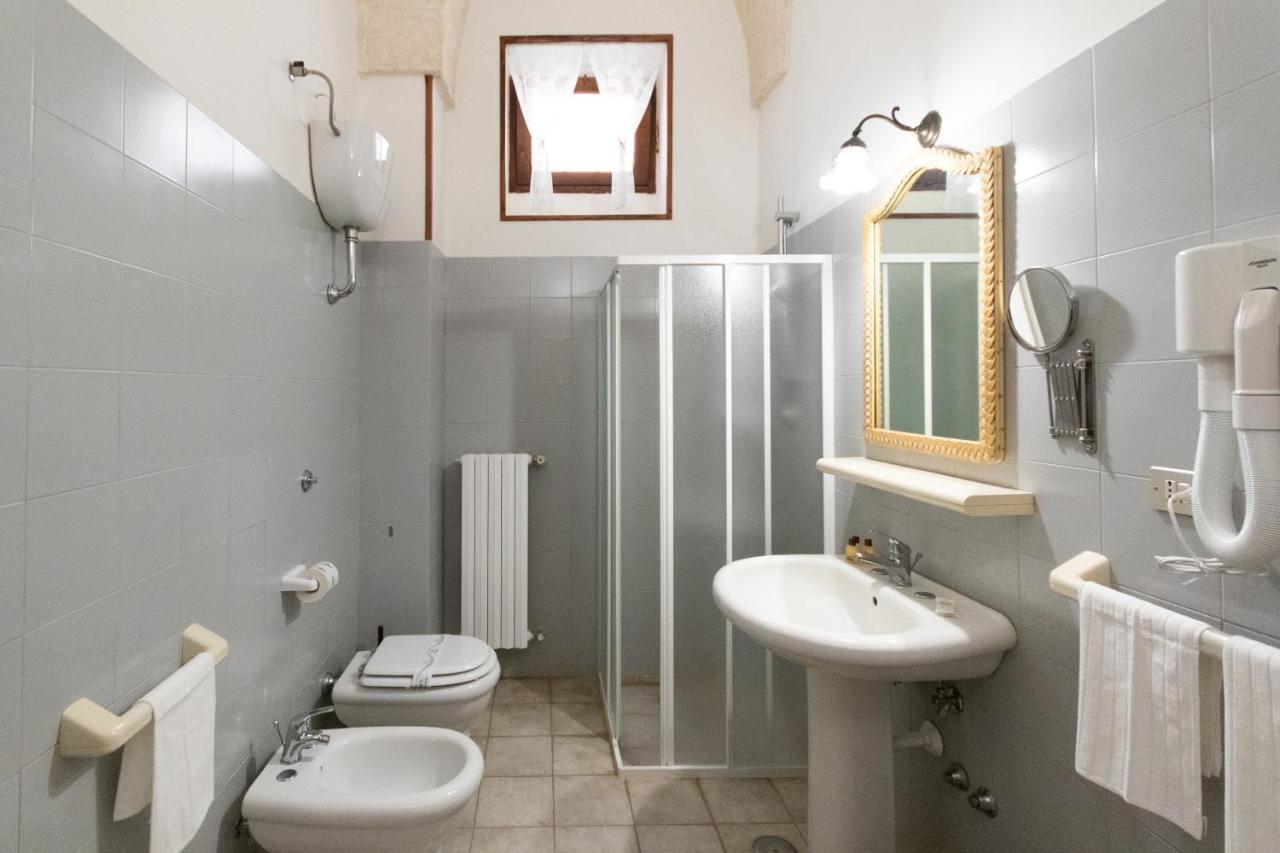 Masseria Parco Di Castro Montalbano (Apulia)